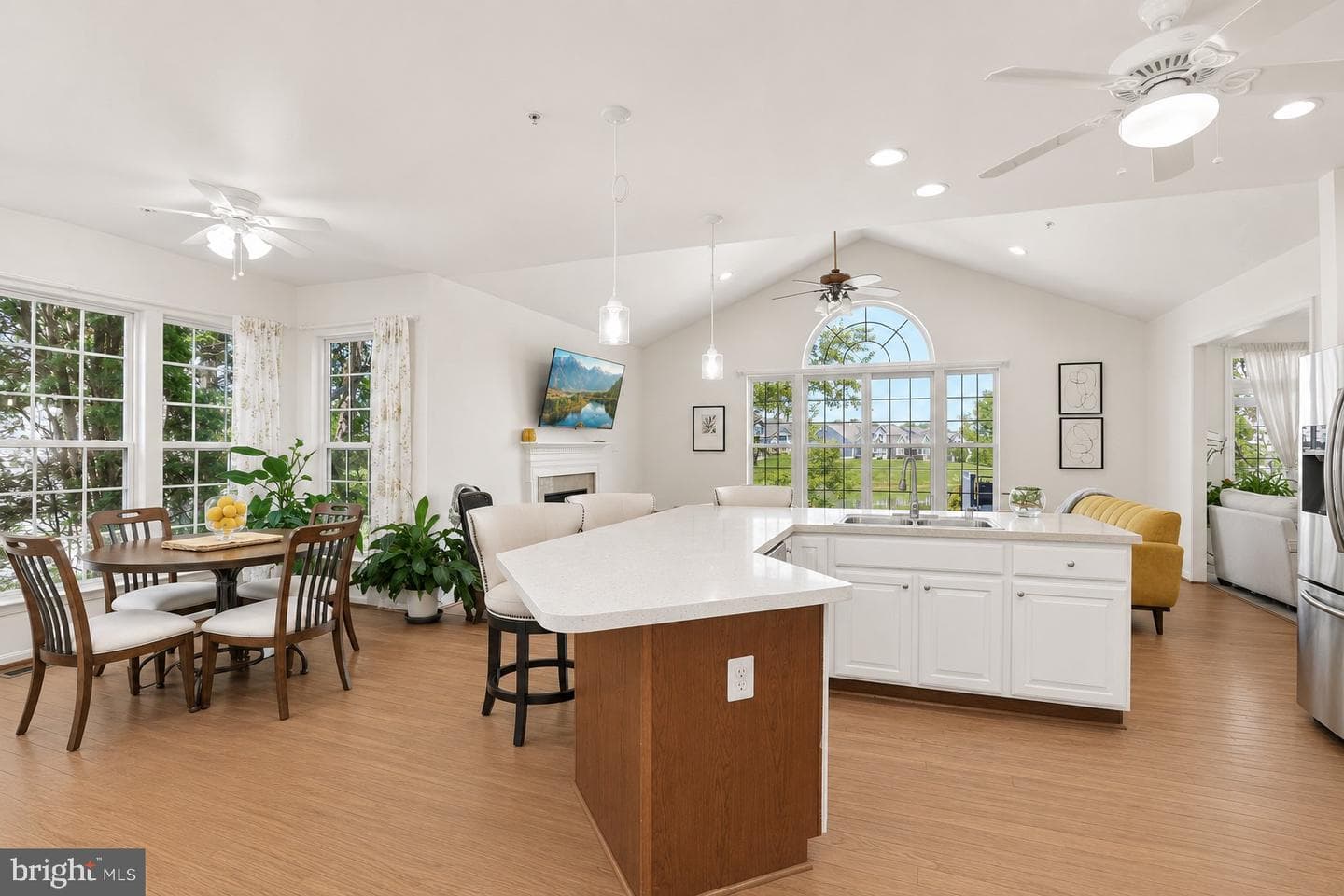 303 Master Derby Drive photo 17
