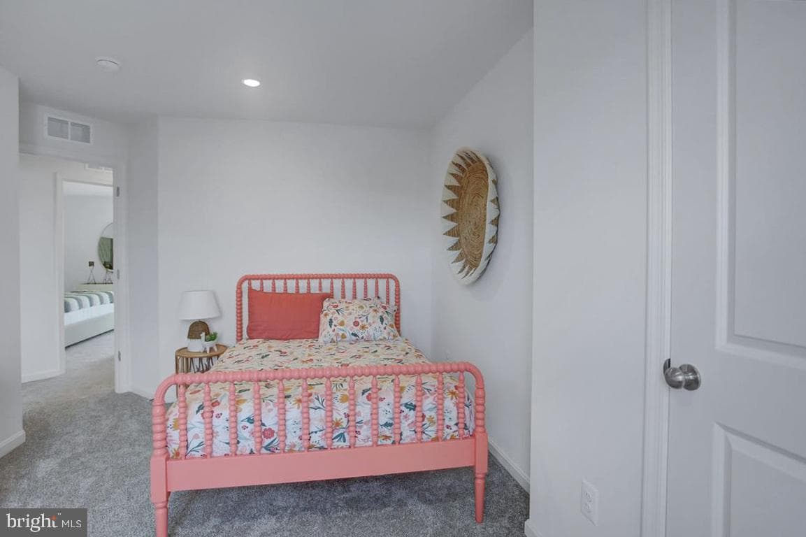 305 N Tollgate photo 9