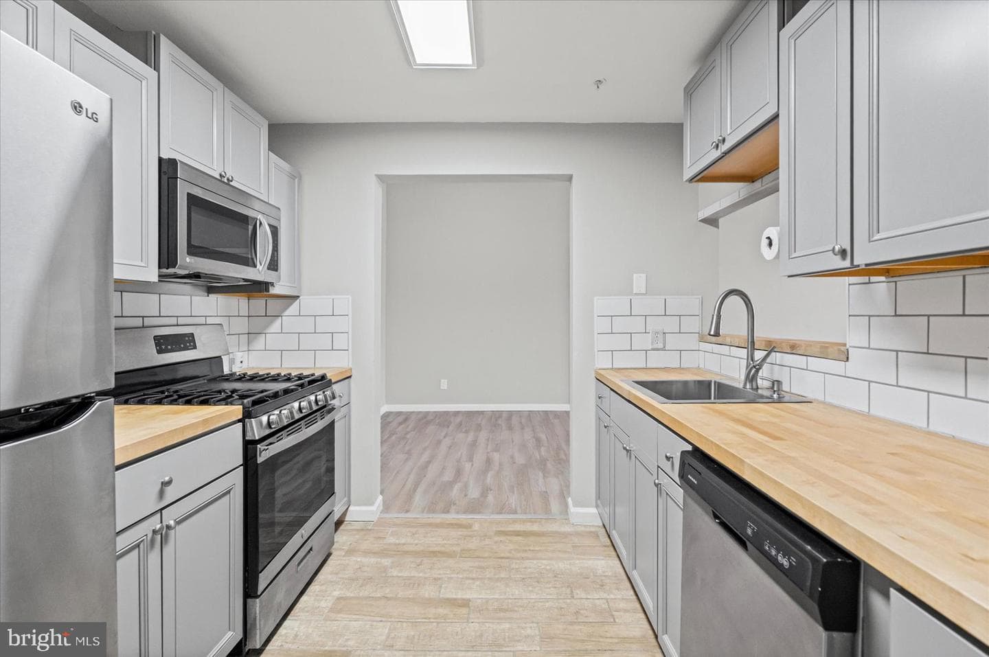 608 Churchill Road #608n photo 14