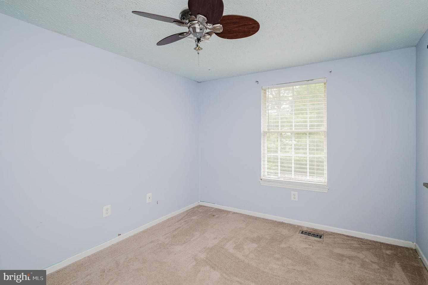 1829 Queen Anne Square photo 30