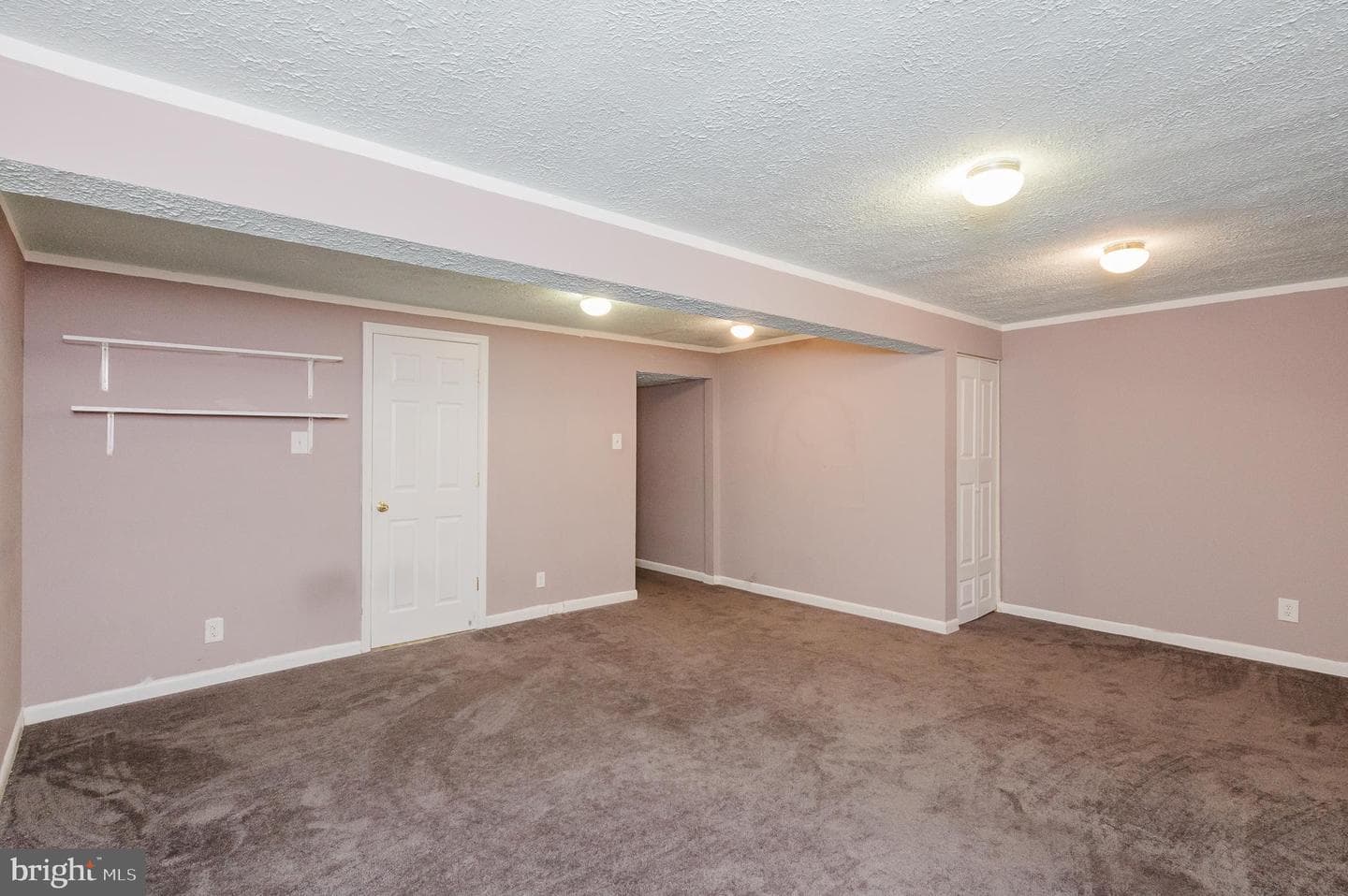 1829 Queen Anne Square photo 41