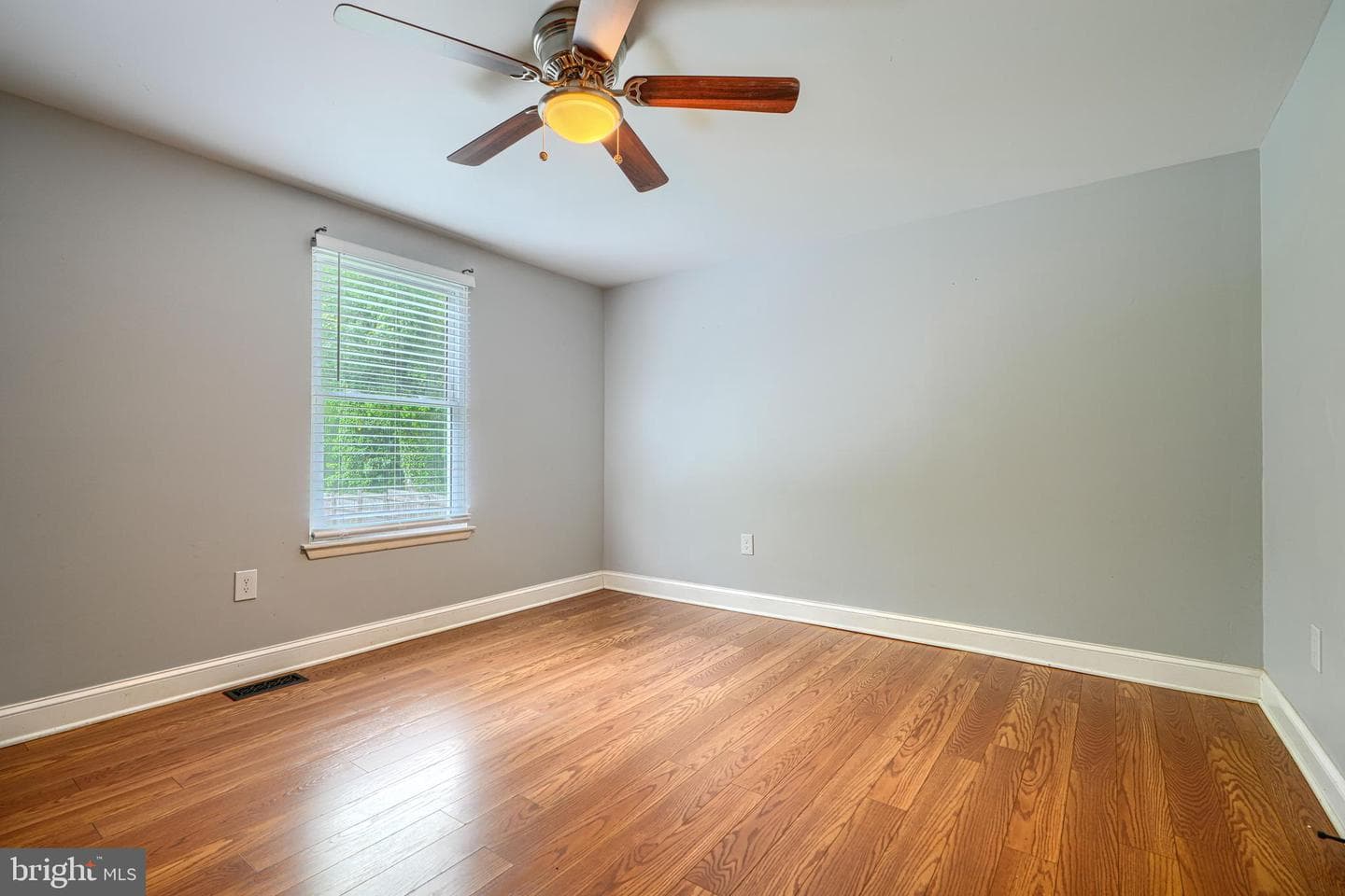 924 Edmund Street photo 21