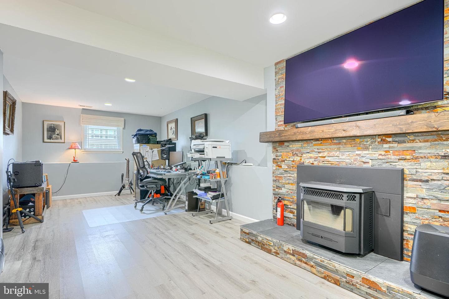924 Edmund Street photo 26