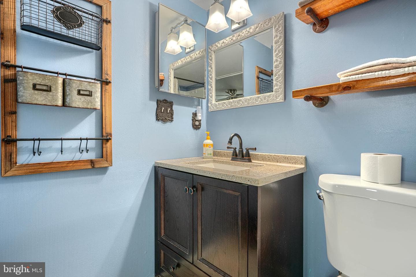 924 Edmund Street photo 32