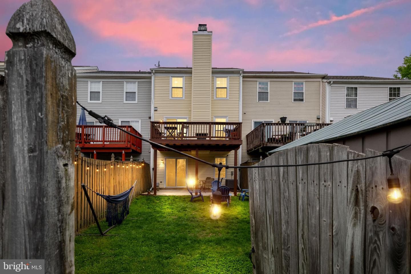 1806 Glendale Lane photo 3