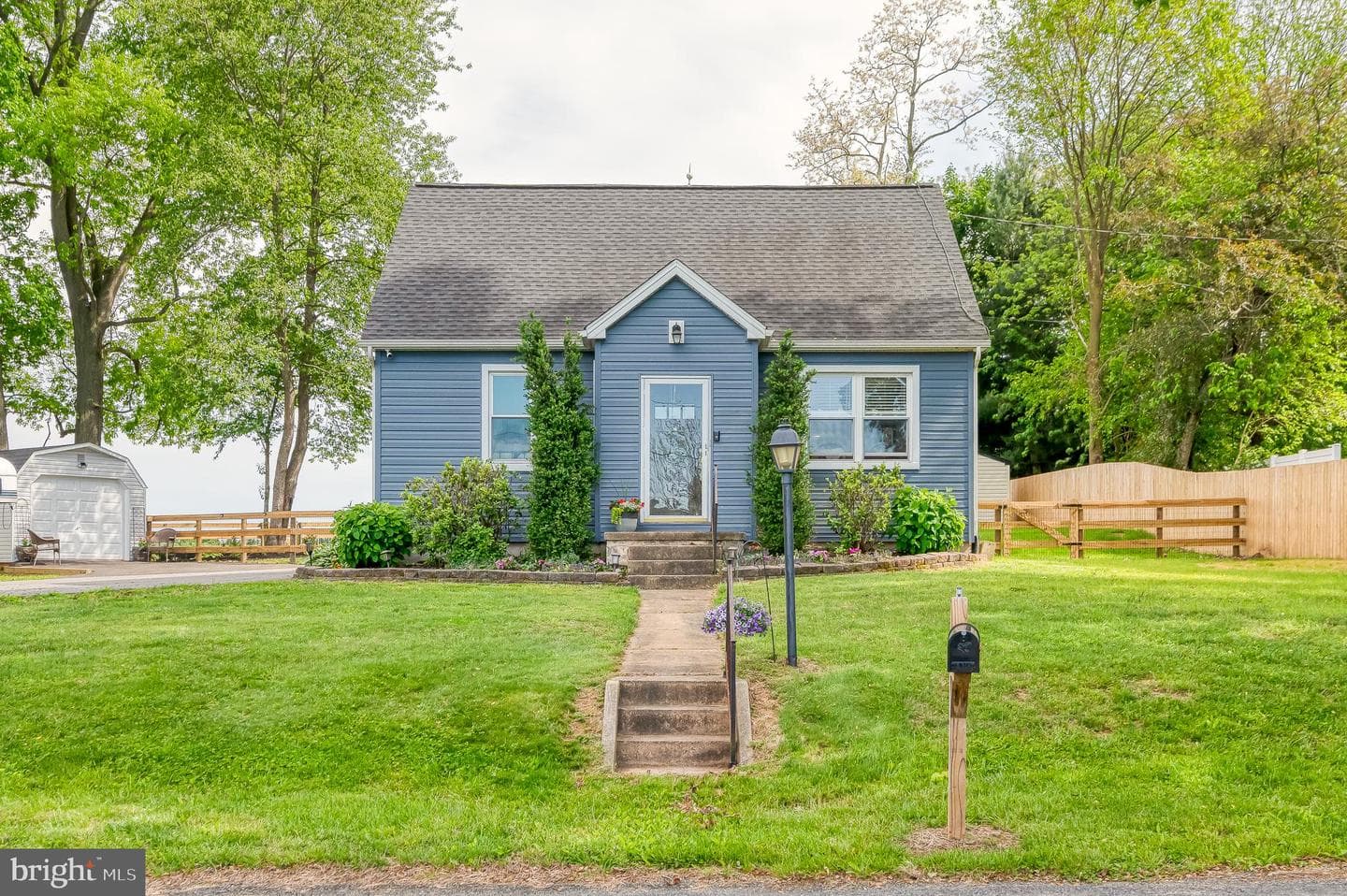 1523 Kerr Road