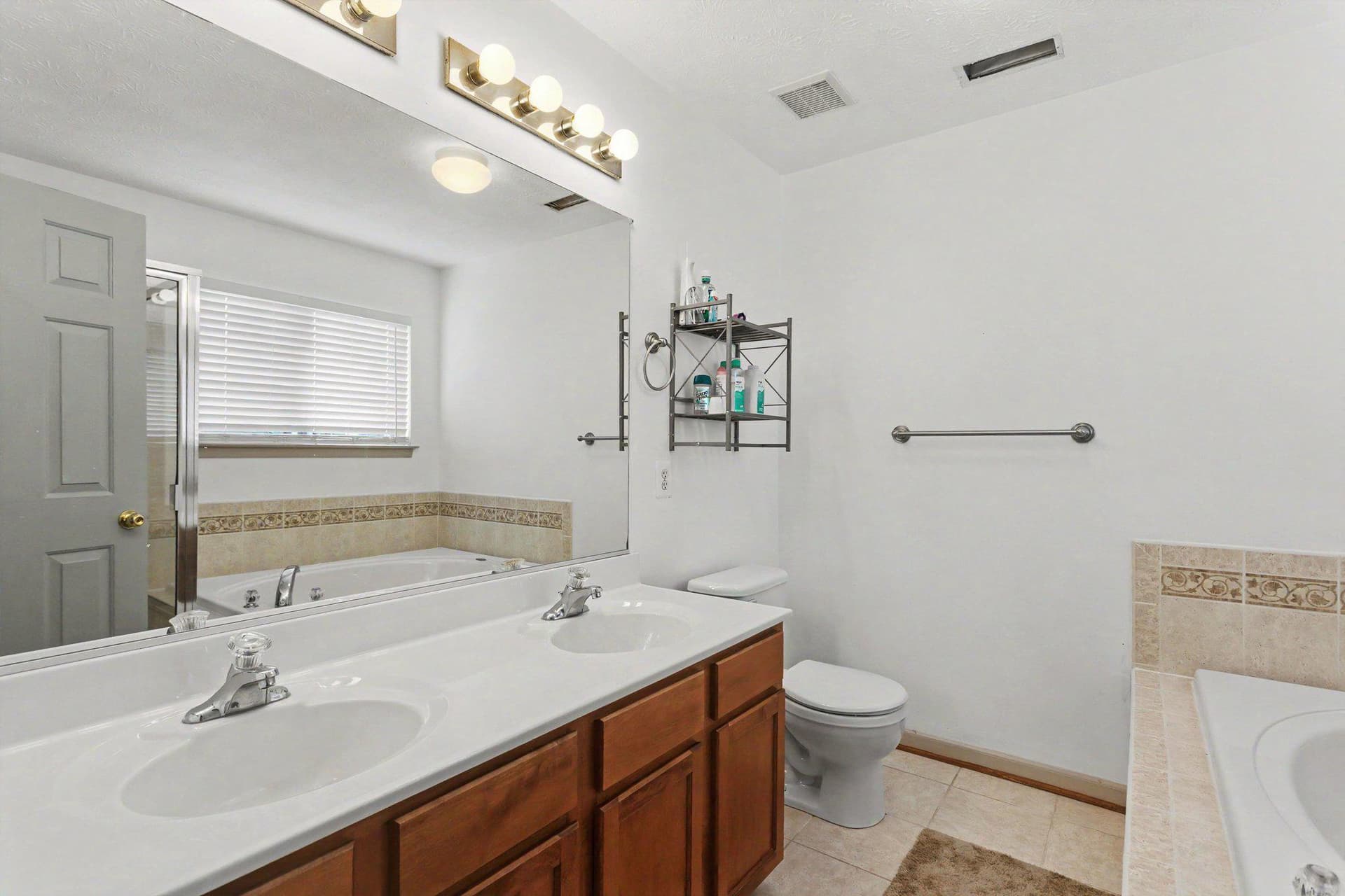 1604 Nuttal Avenue photo 17