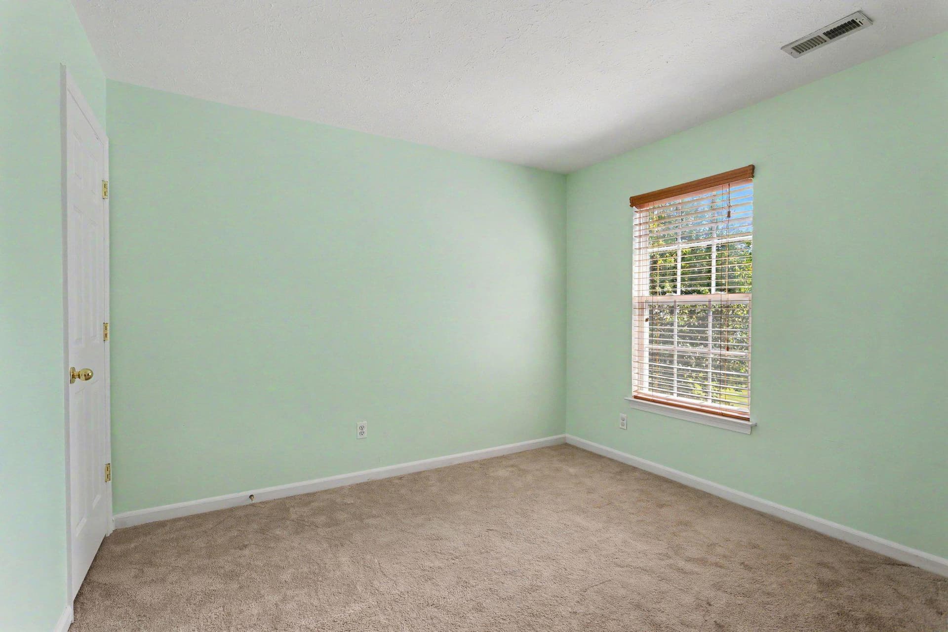 1604 Nuttal Avenue photo 21