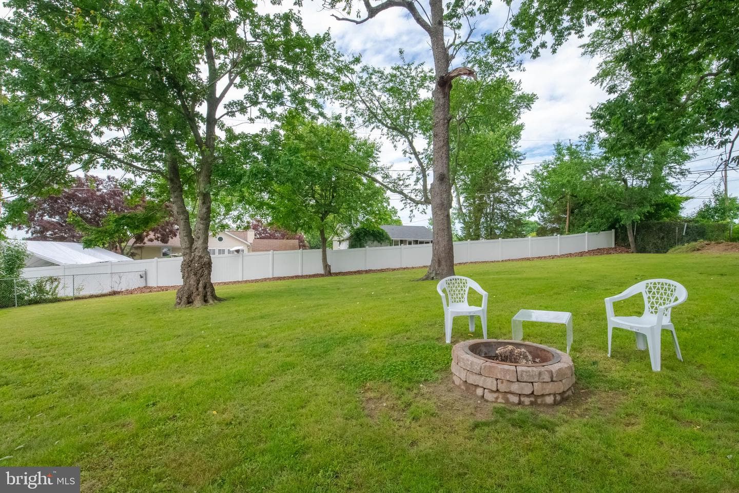 615 Wingleaf Court photo 36