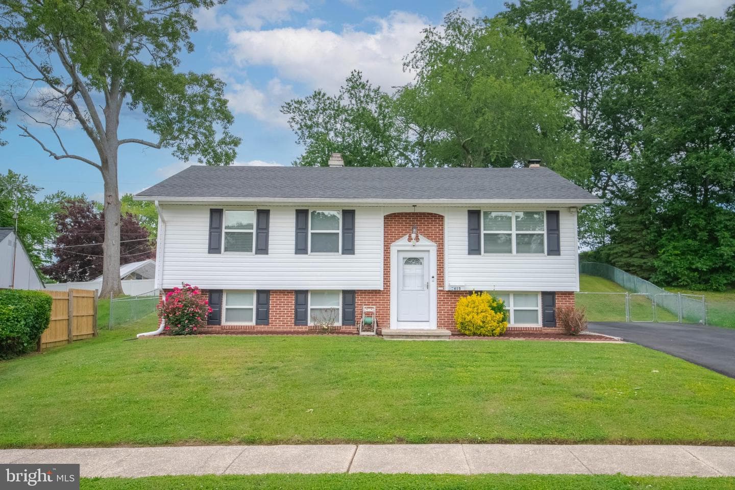 615 Wingleaf Court photo 42