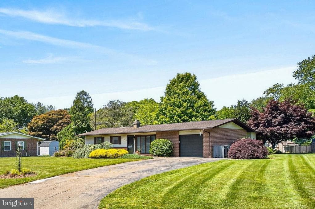 112 W Heather Road photo 2