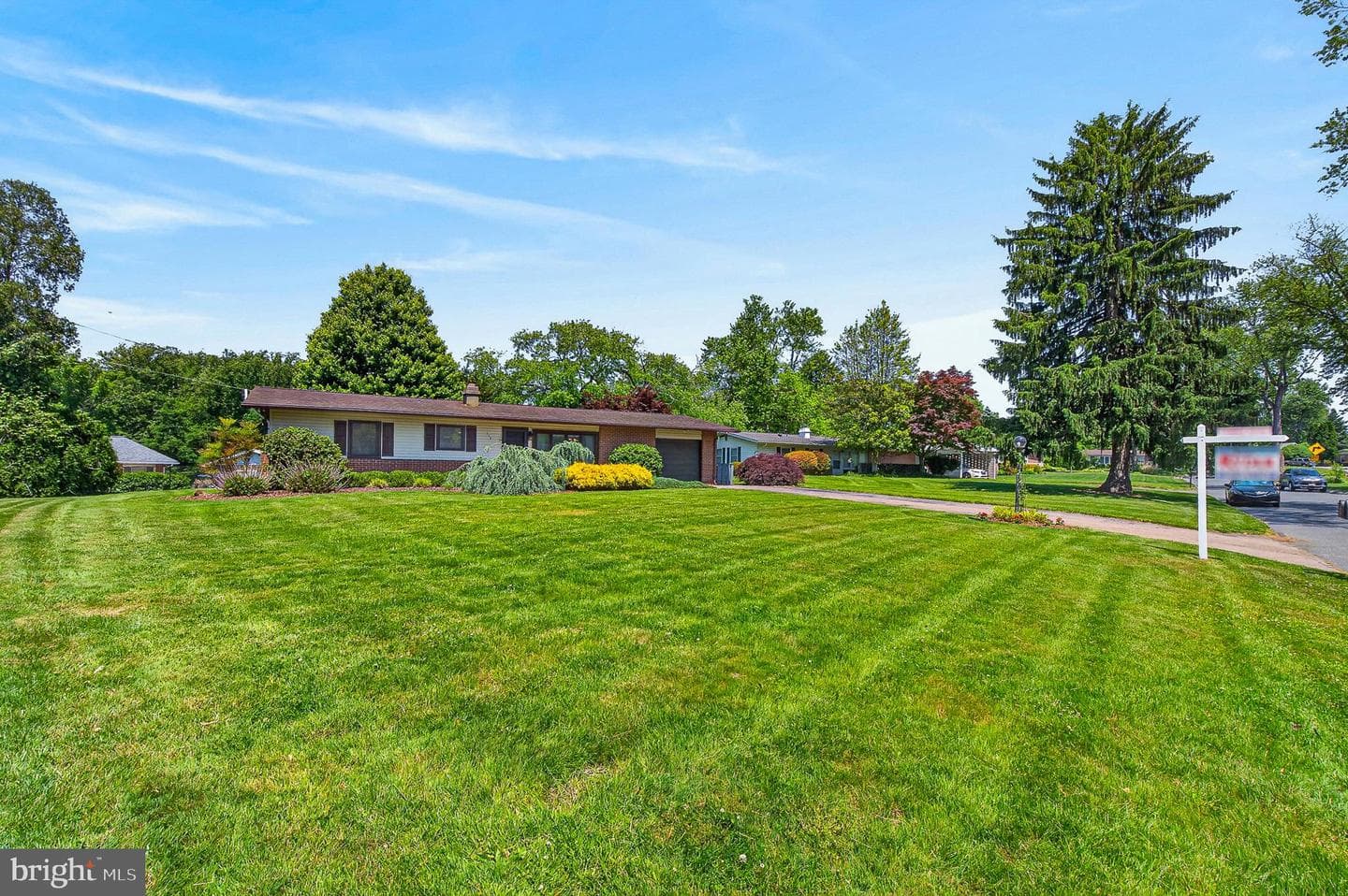 112 W Heather Road photo 5