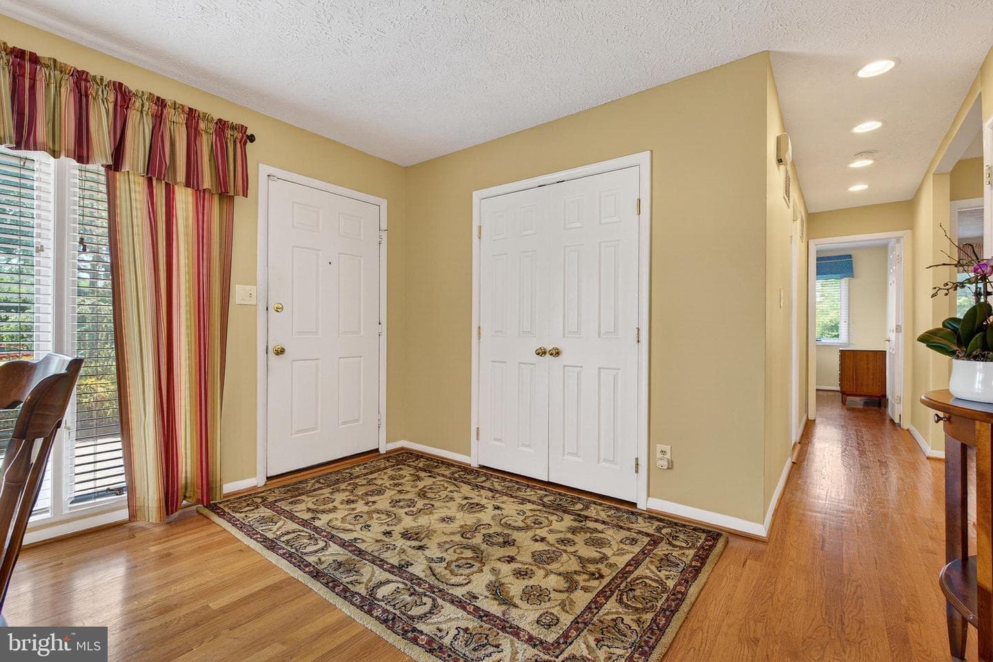 112 W Heather Road photo 8