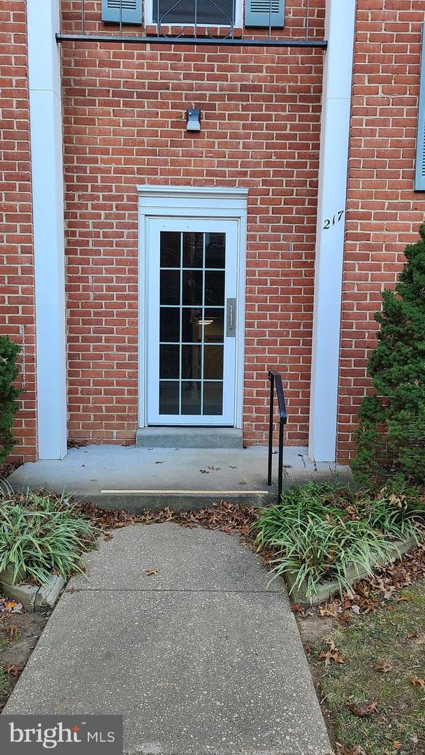 217 Crocker Dr # 217-F photo 2