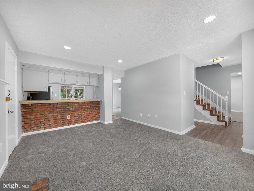 801 High Plain Dr photo 28