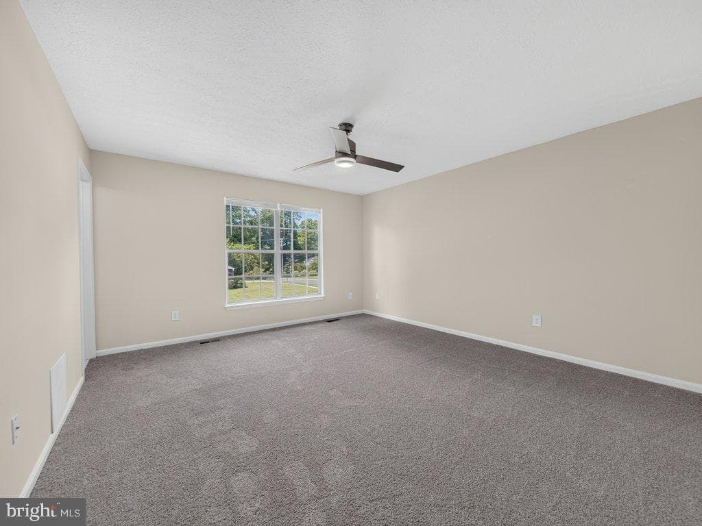 801 High Plain Dr photo 40