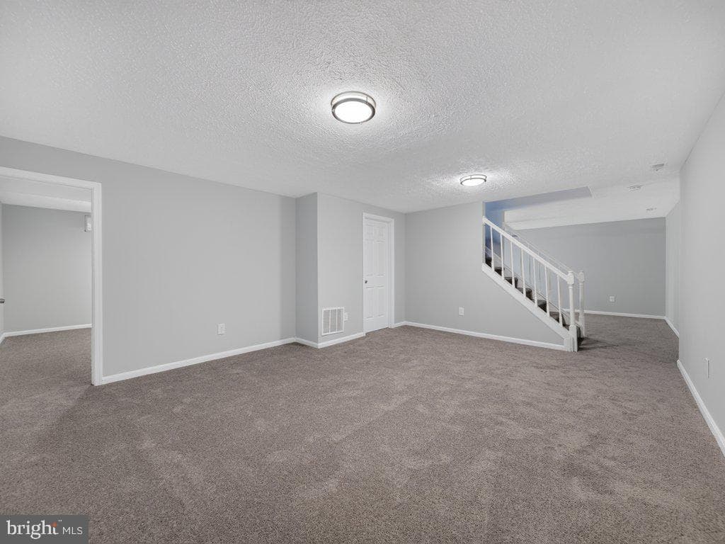801 High Plain Dr photo 55