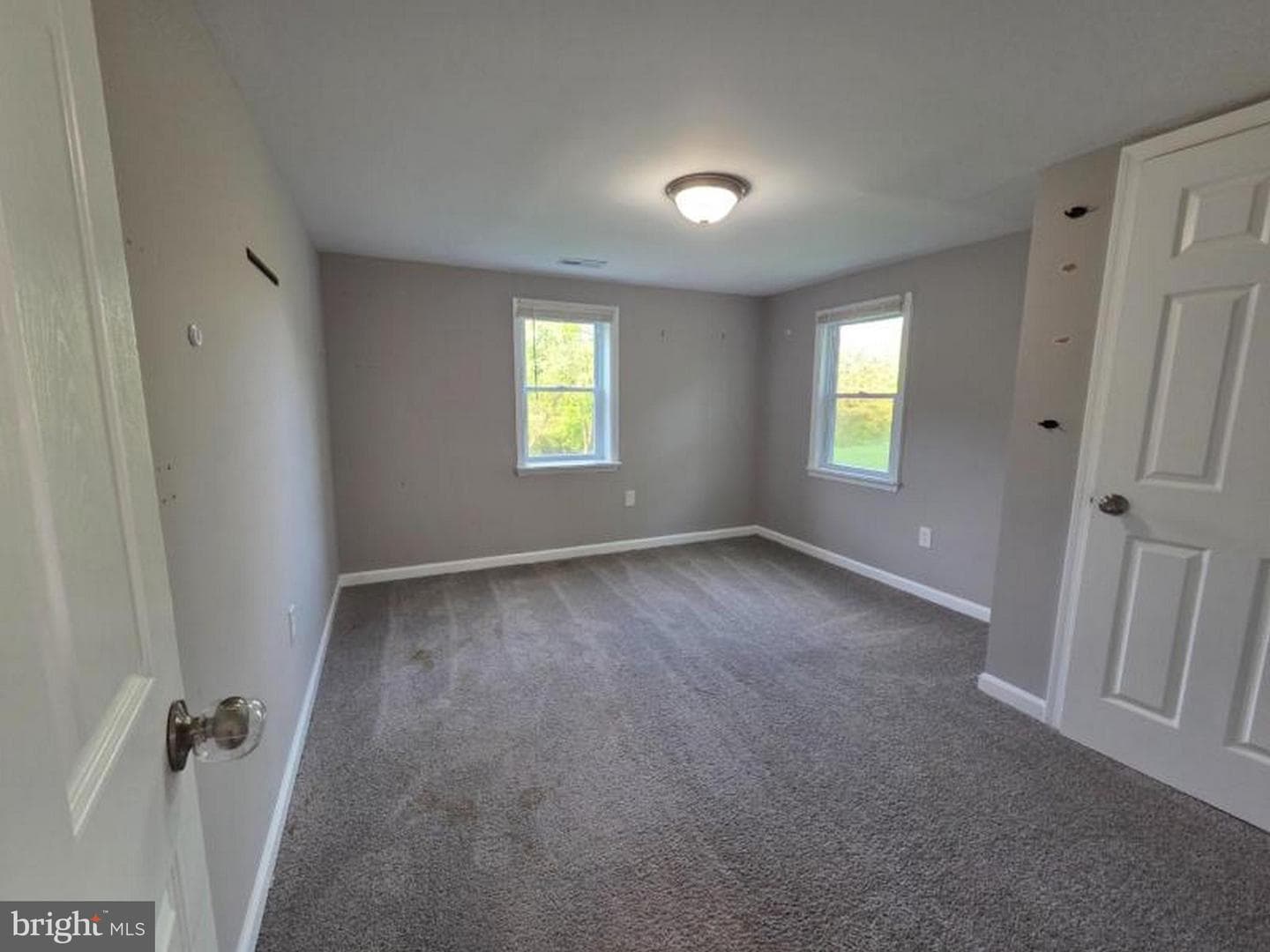 1533 Mitchell Lane photo 11