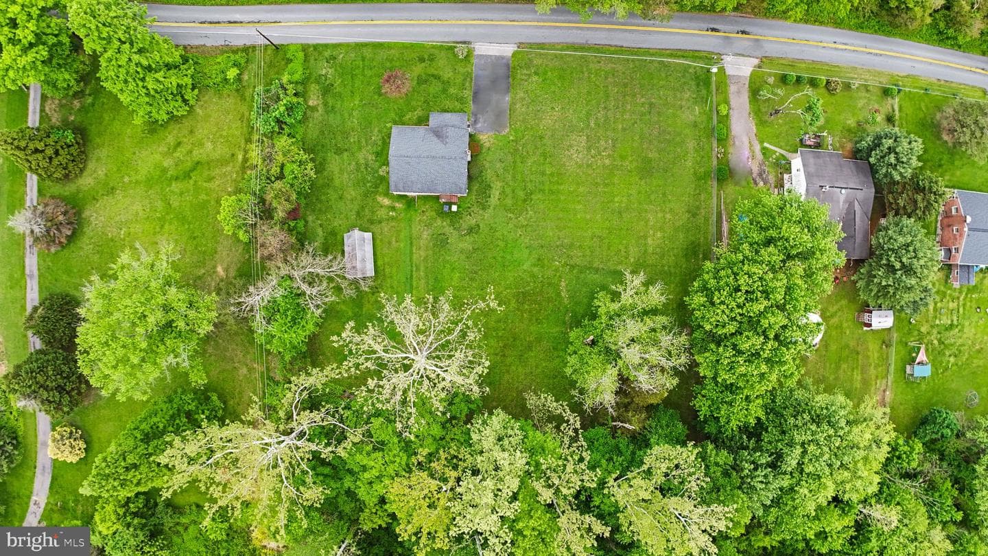 2715 Cullum Rd photo 5