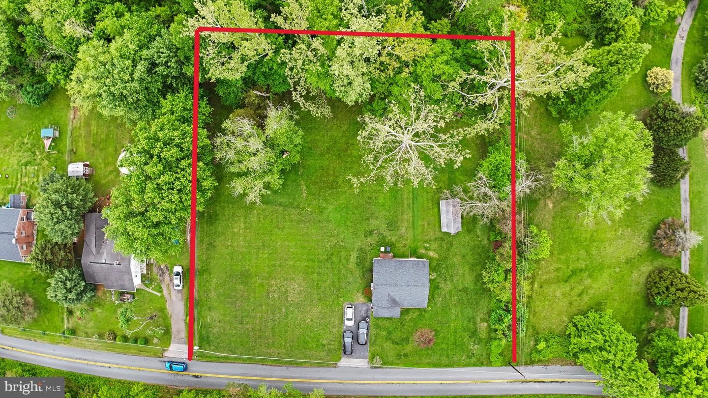 2715 Cullum Rd photo 6