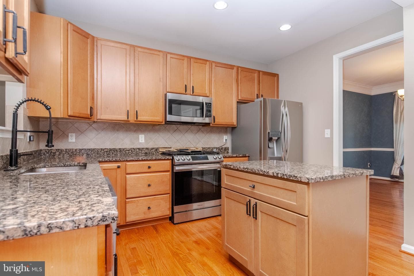 107 Steed Lane photo 11
