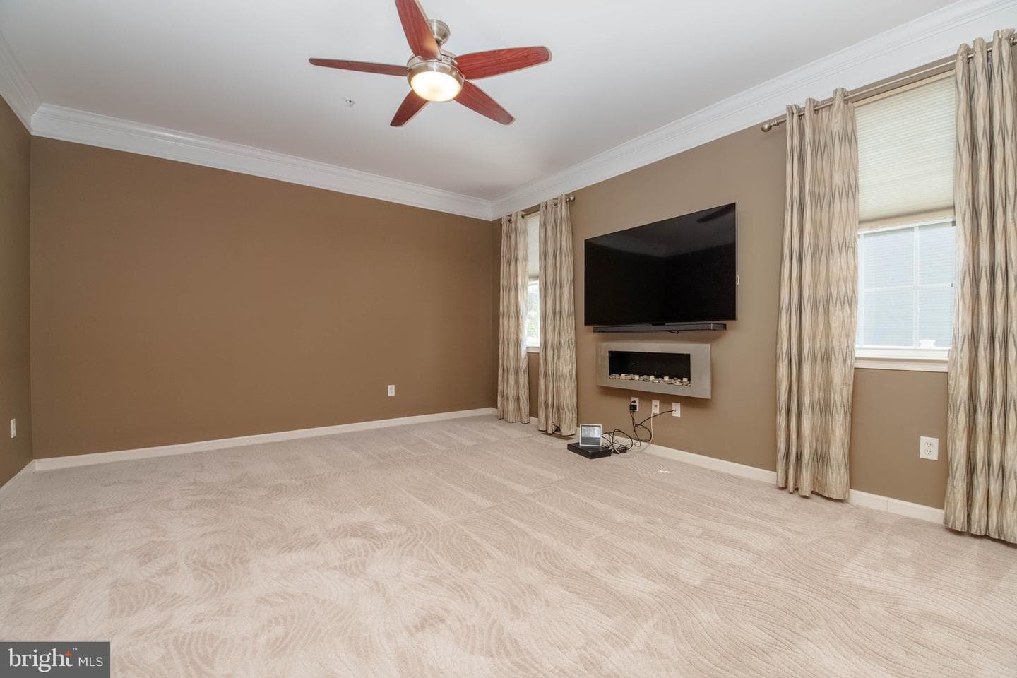 107 Steed Lane photo 8