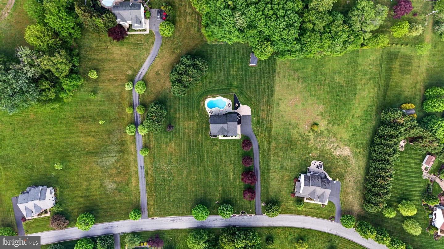 2430 Maxa Meadows Lane photo 18