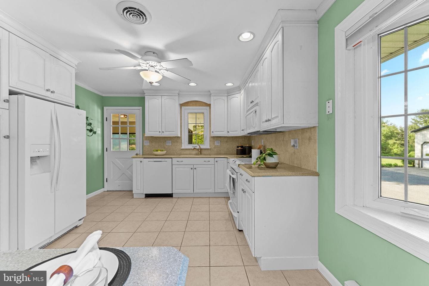 2401 Putnam Road photo 14