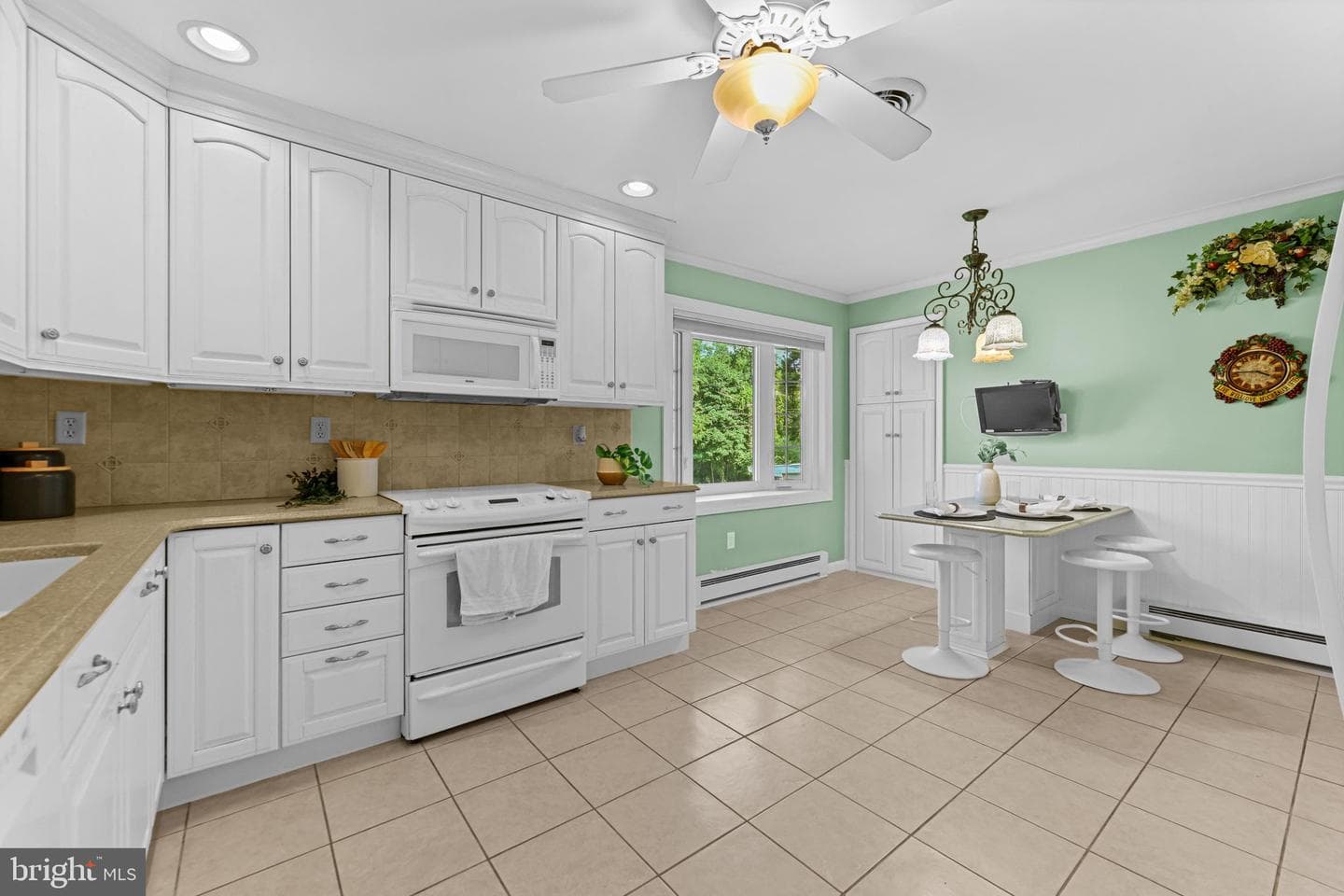 2401 Putnam Road photo 15