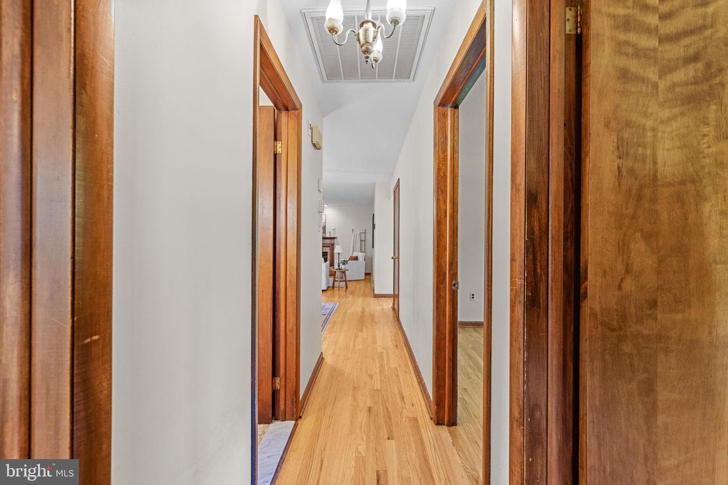 2401 Putnam Road photo 18