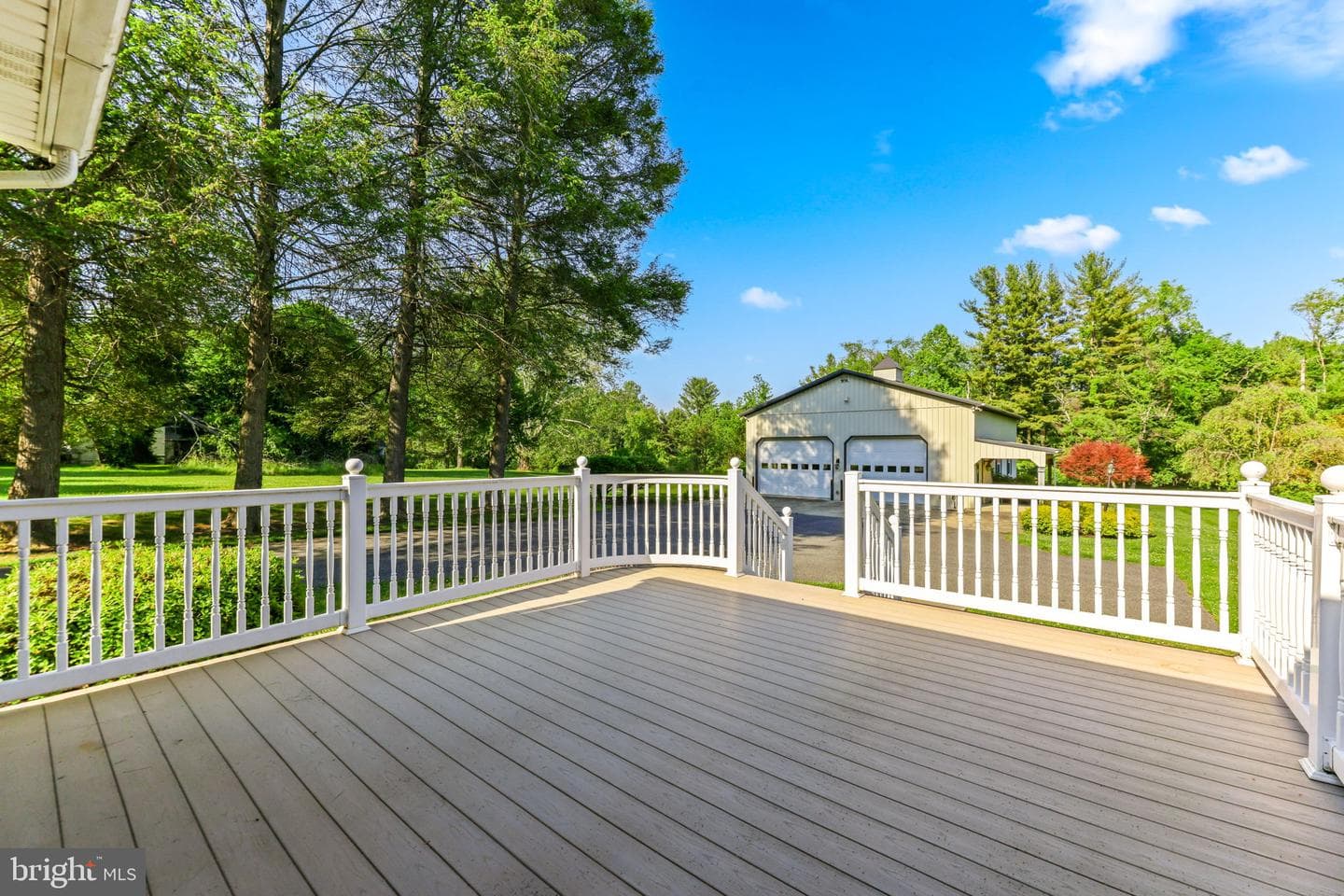 2401 Putnam Road photo 39
