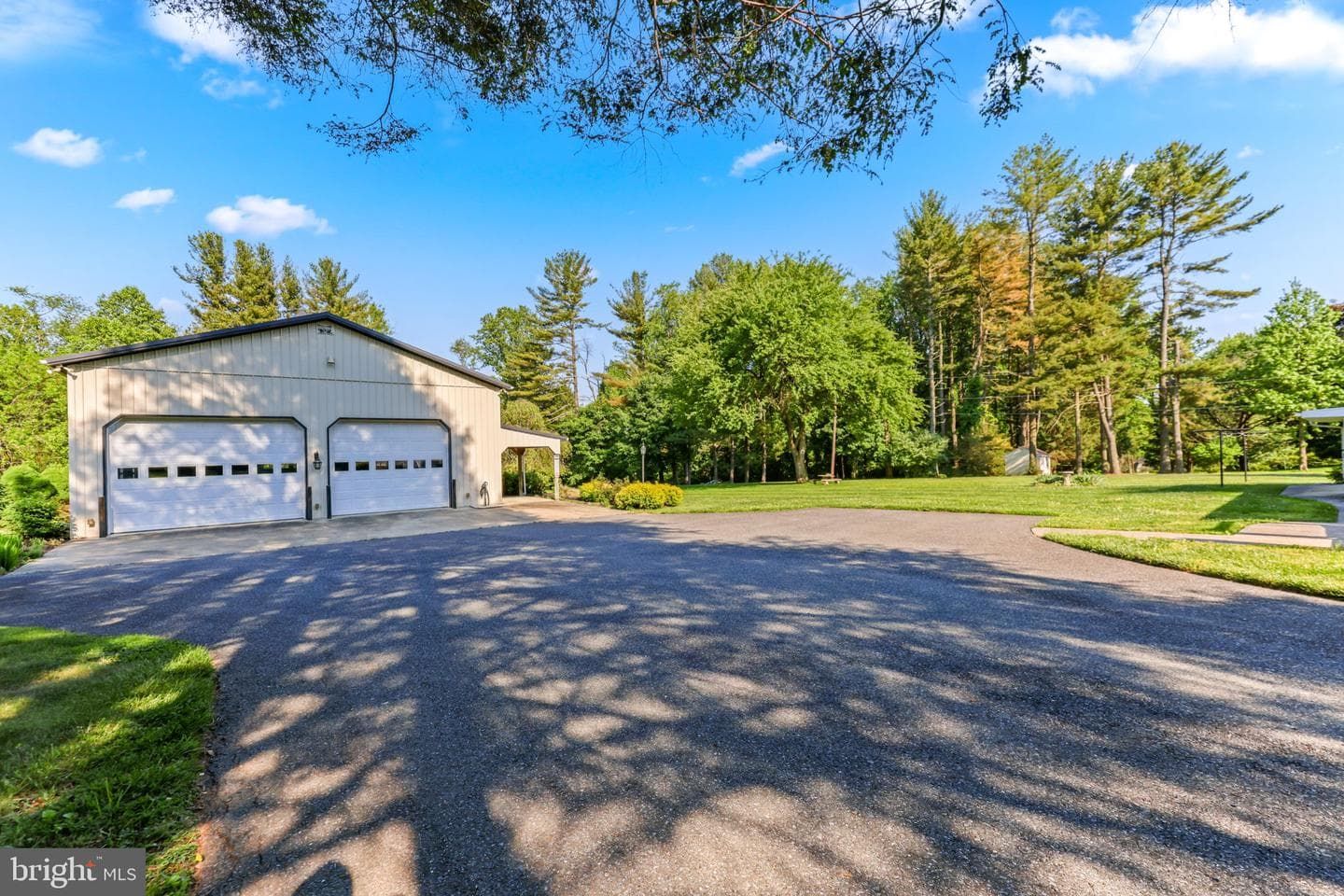 2401 Putnam Road photo 40