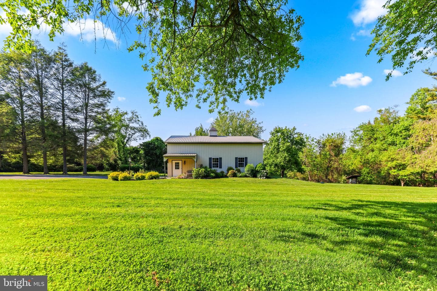 2401 Putnam Road photo 44
