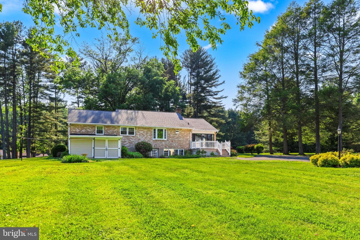 2401 Putnam Road photo 46