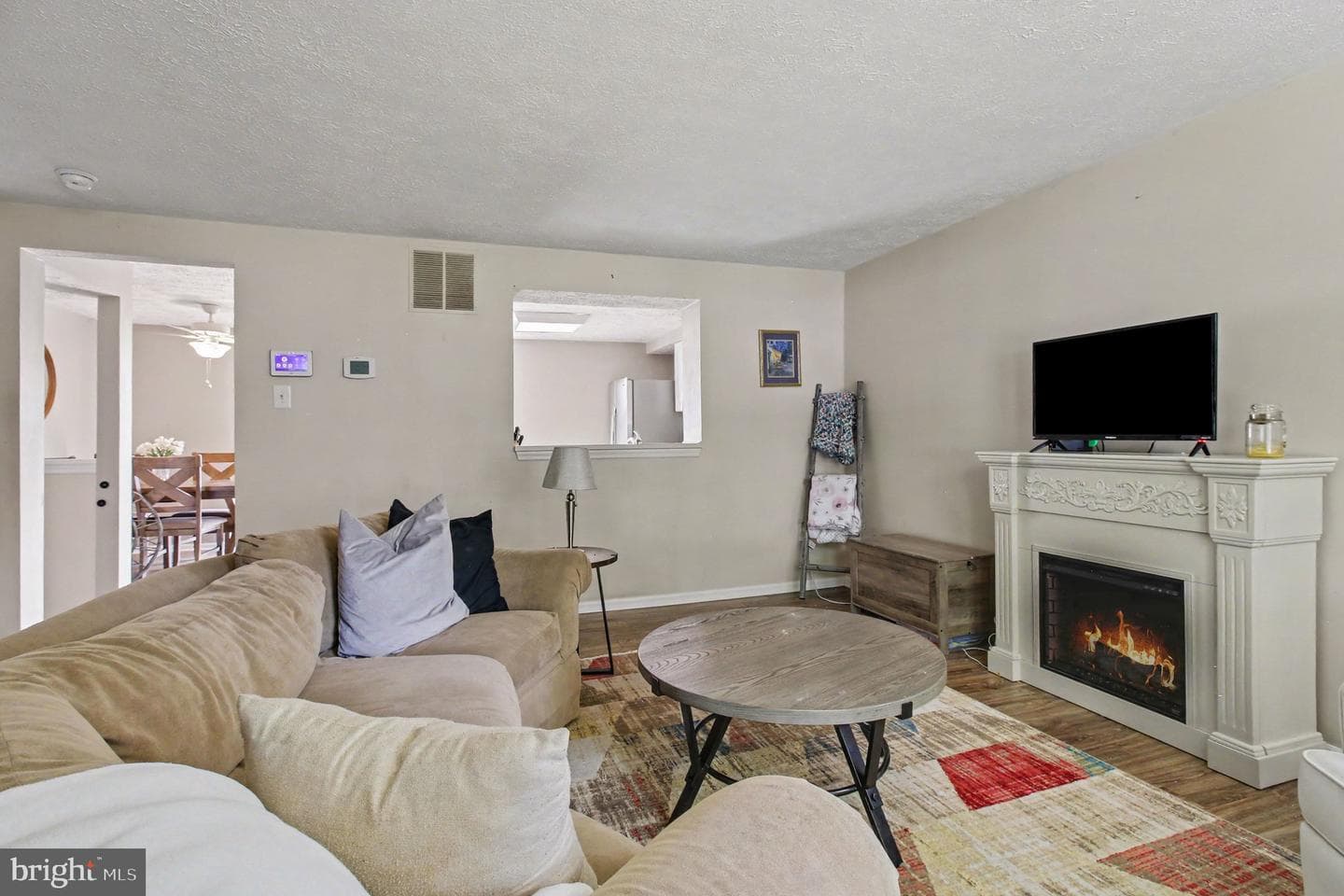 351 Delmar Court photo 2