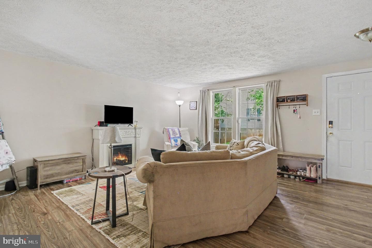 351 Delmar Court photo 4