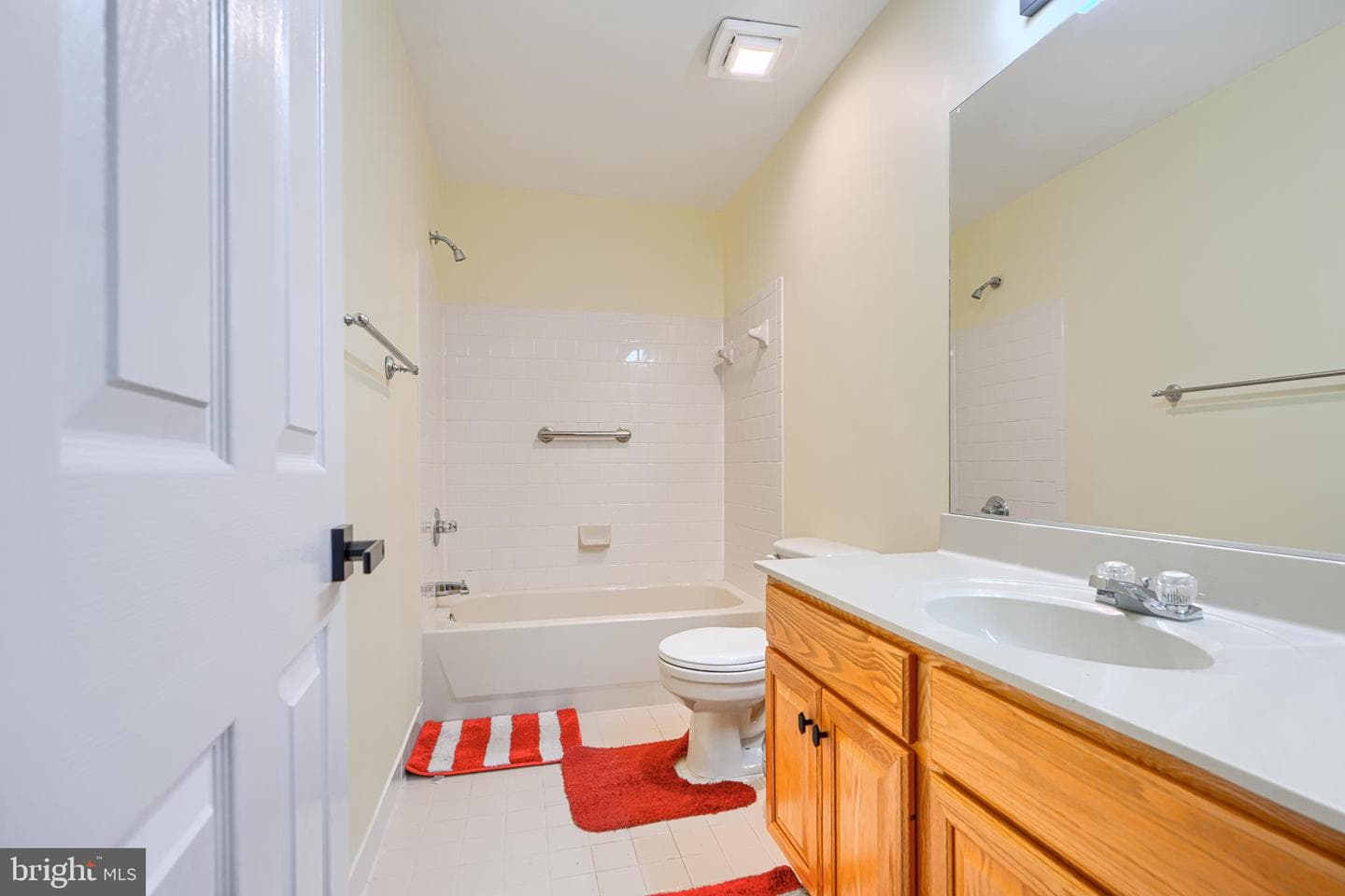 704 Greenglade Court photo 25