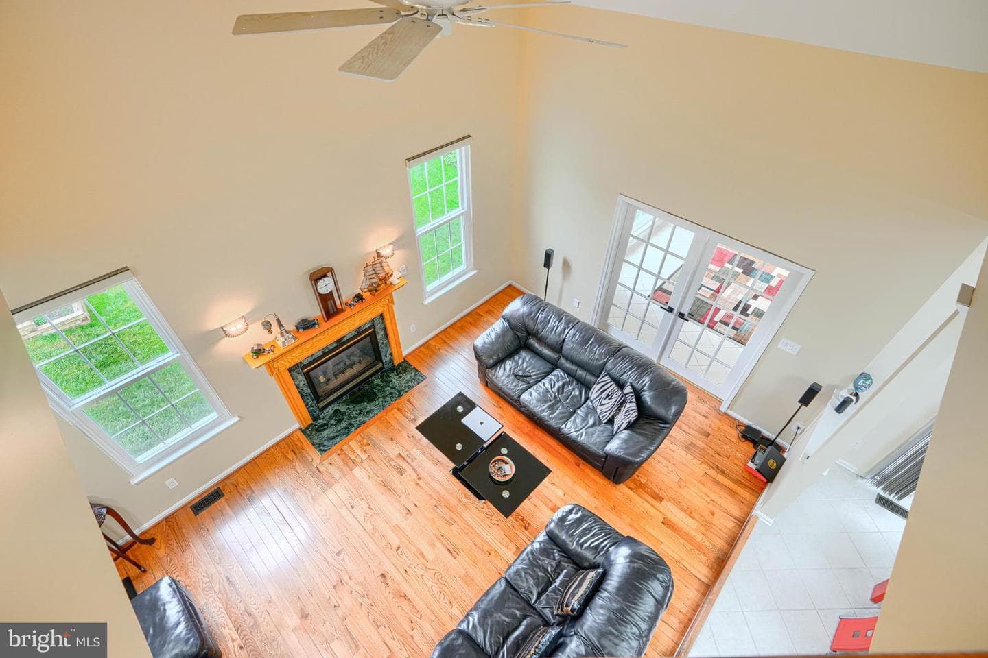704 Greenglade Court photo 8