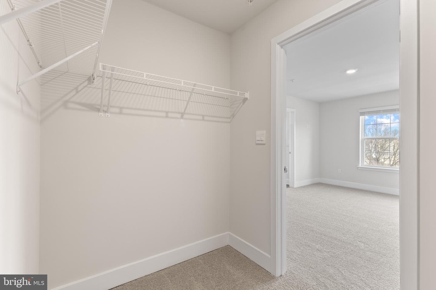374 Hackley Drive photo 28