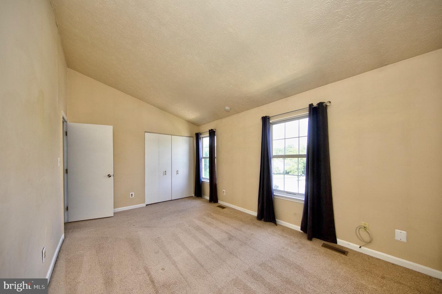 104 Remington Circle photo 17