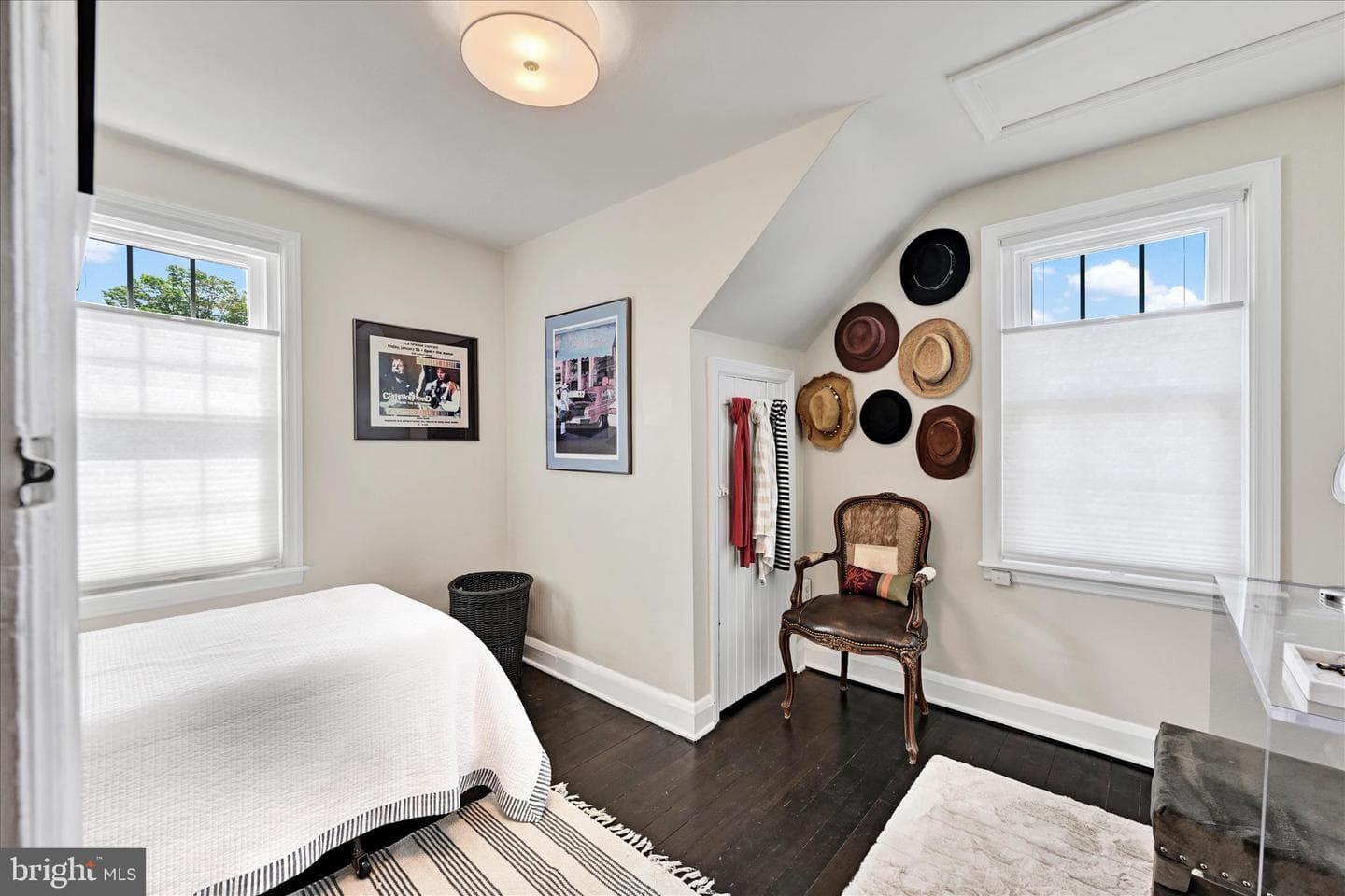 221 Thomas Street photo 24