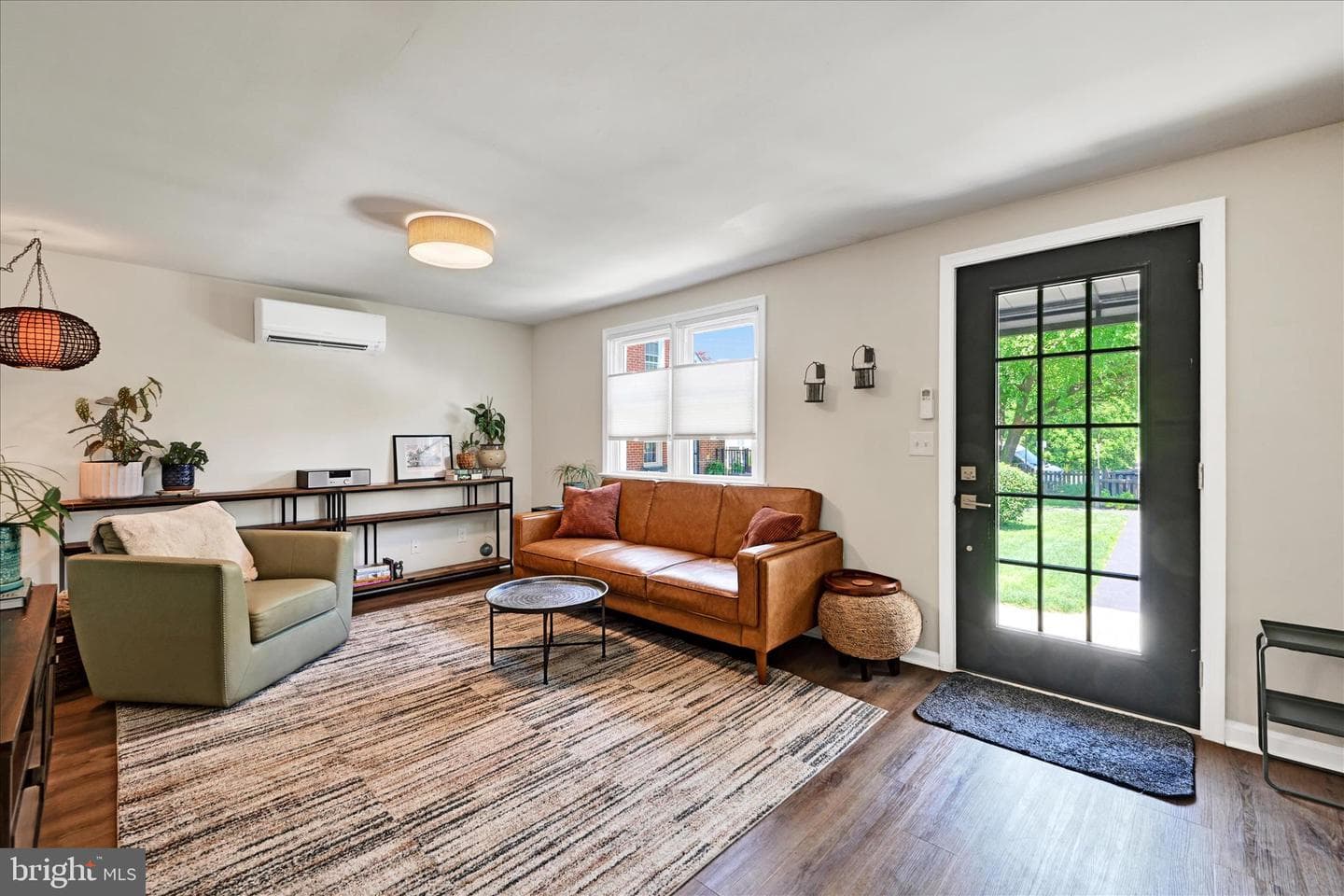221 Thomas Street photo 32