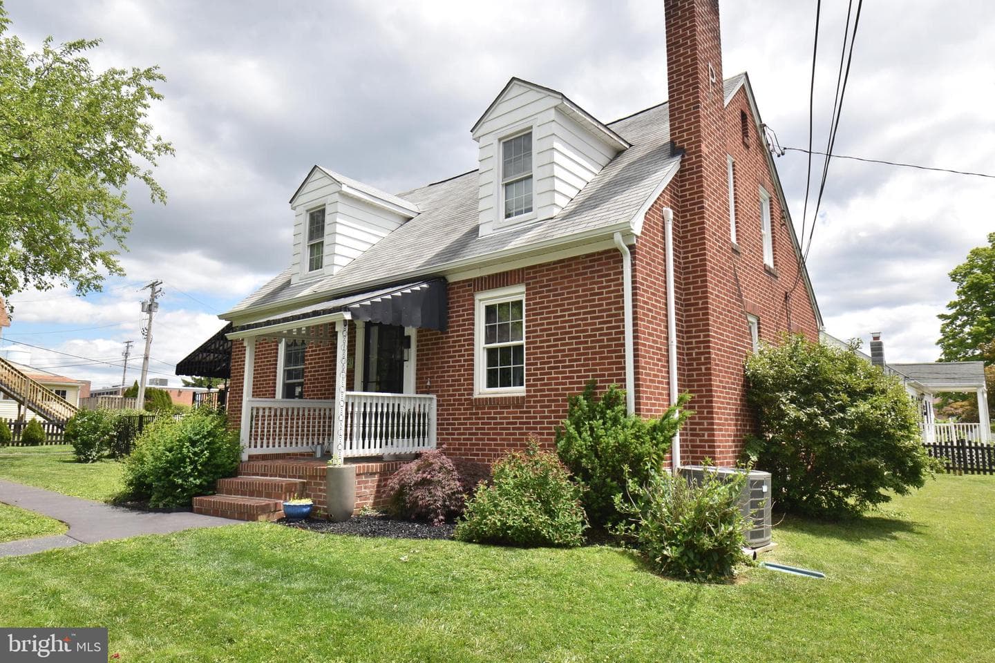 221 Thomas Street photo 48