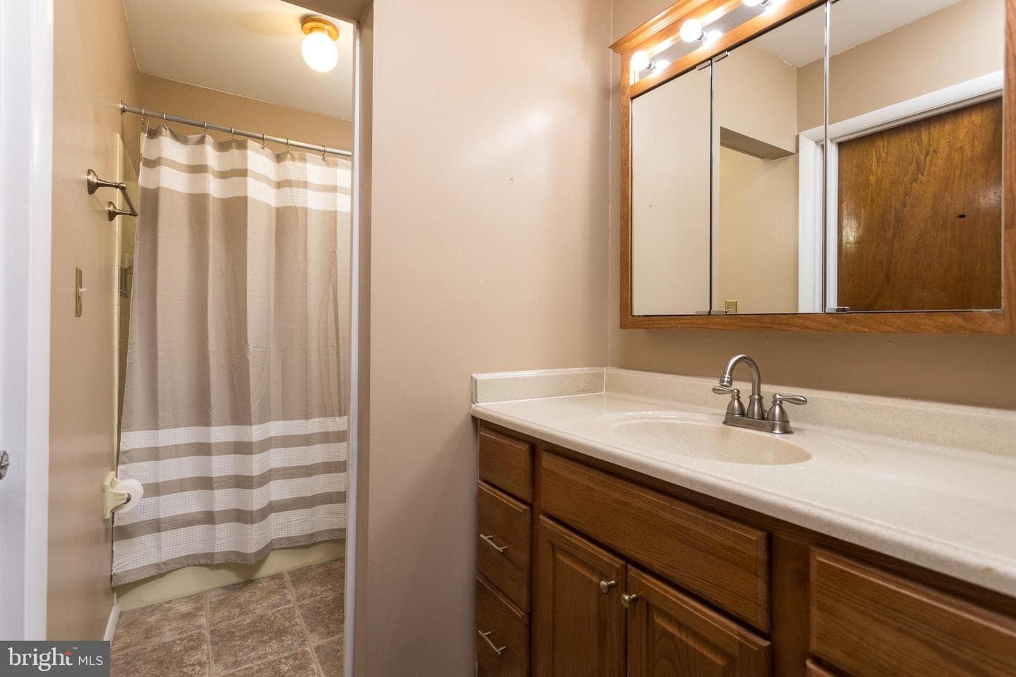 709 Bayberry Road photo 18