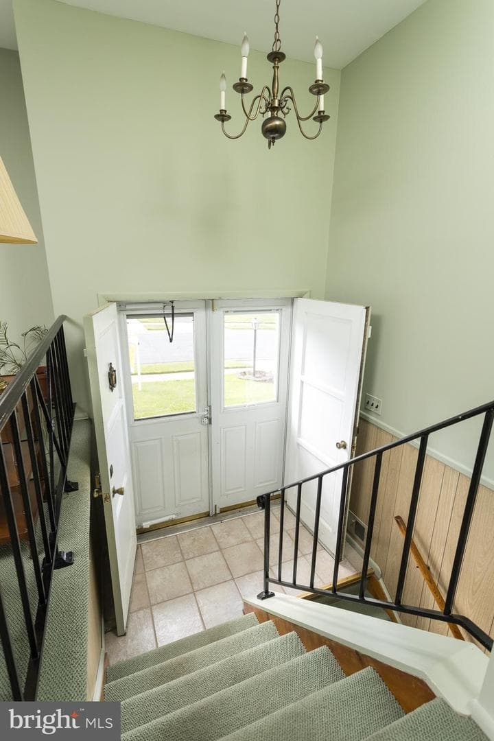 709 Bayberry Road photo 3