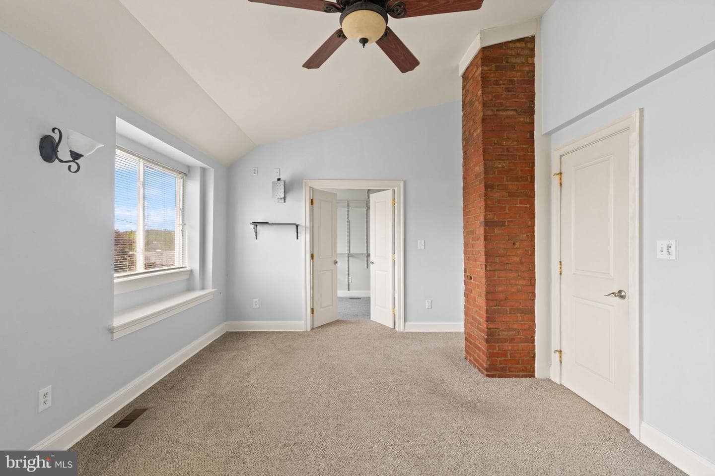 726 Green Street photo 23