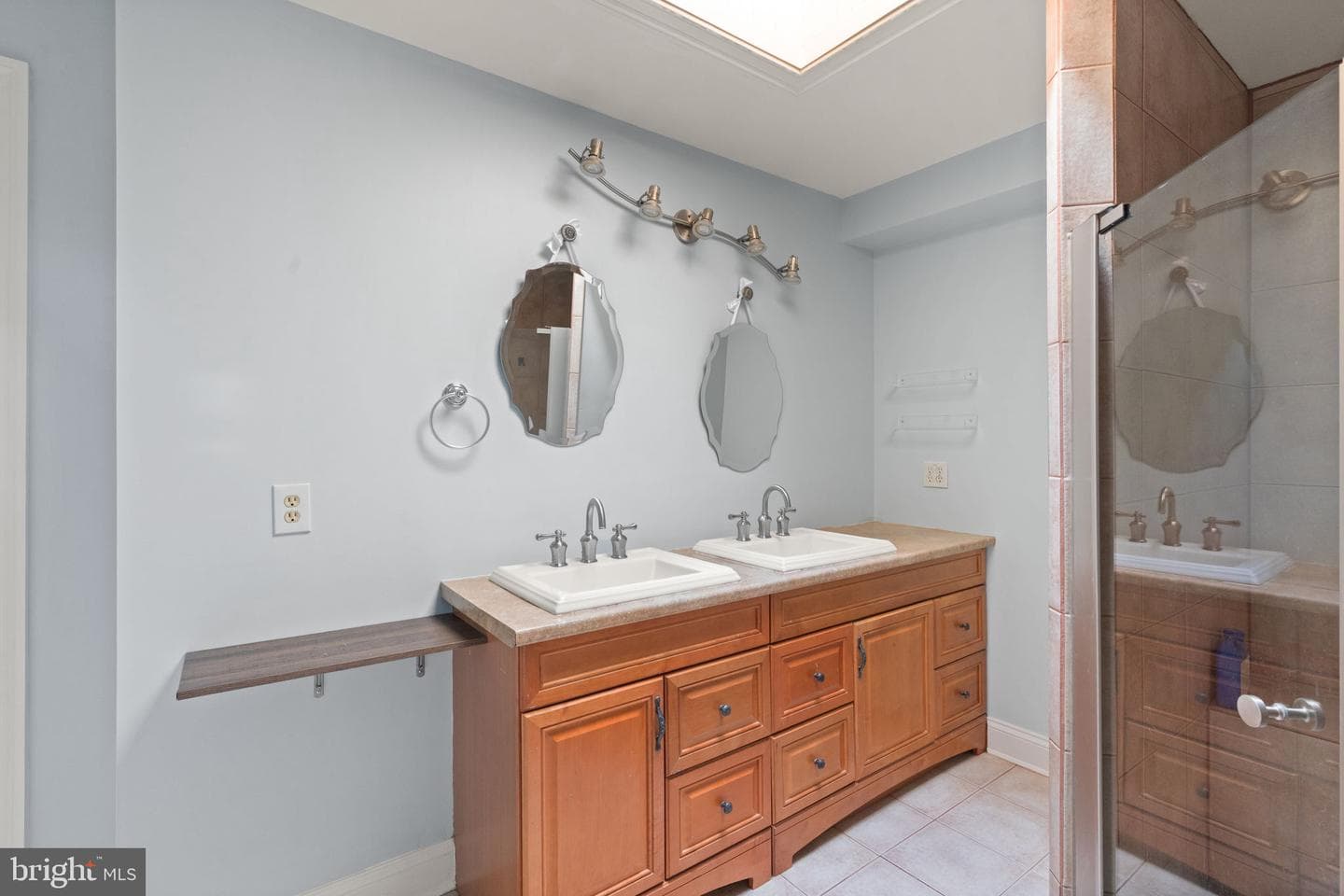 726 Green Street photo 26