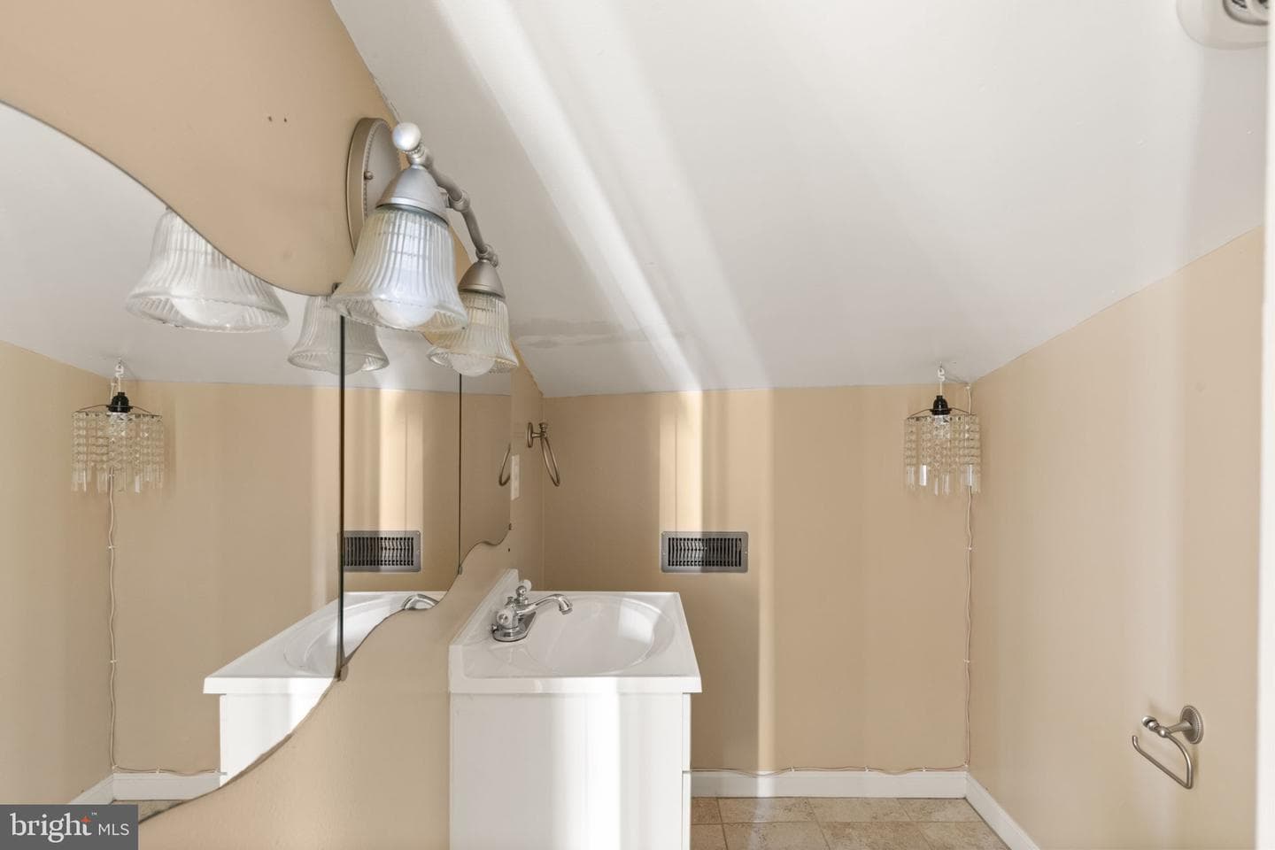 726 Green Street photo 35