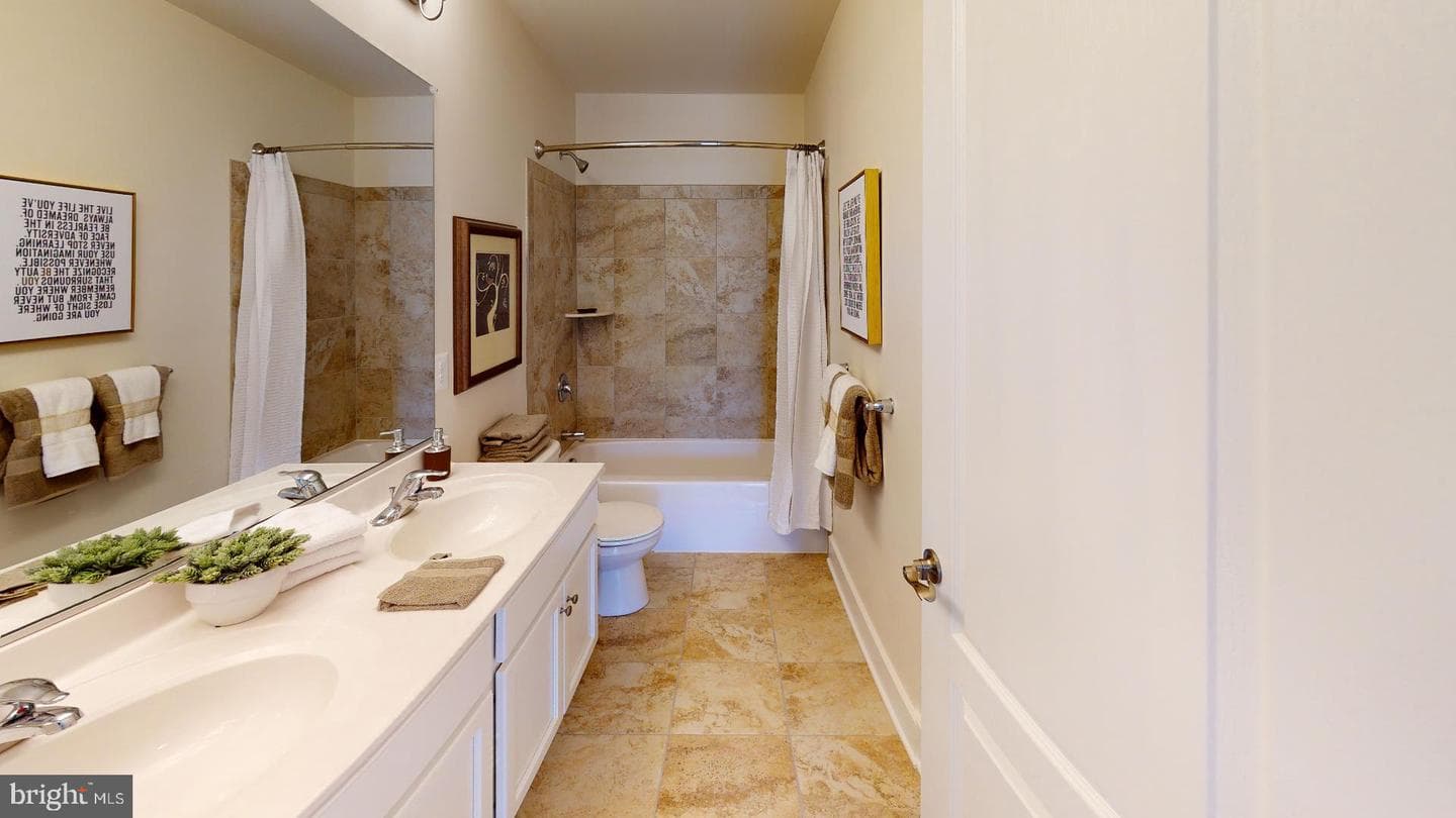 2308 Bell'S Tower Court photo 39