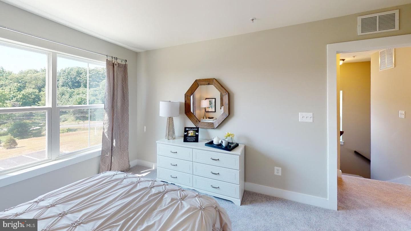 2308 Bell'S Tower Court photo 41